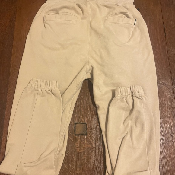 Youngla beige sweatpants size S - Picture 3 of 6